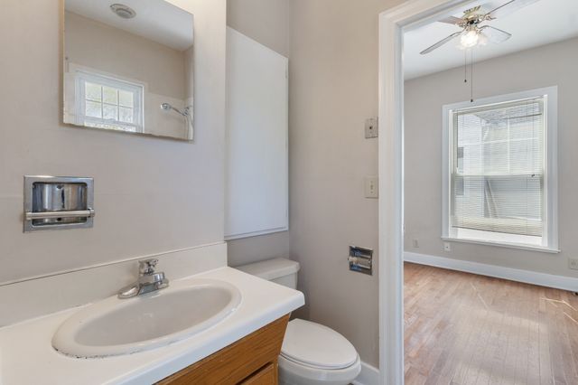 612 Anderson Dr, Clarksville, TN 37040