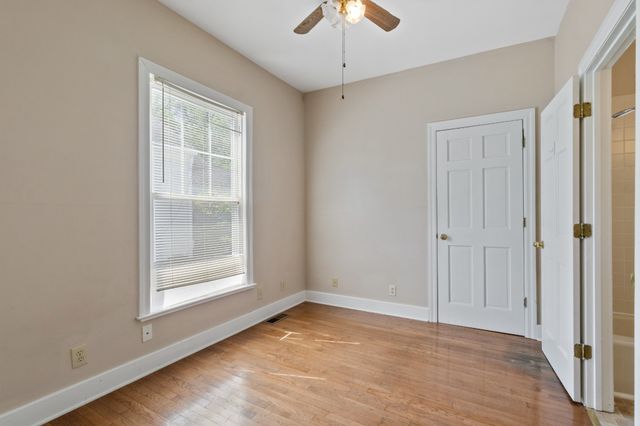 612 Anderson Dr, Clarksville, TN 37040
