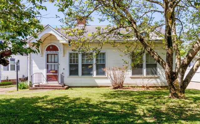 612 Anderson Dr, Clarksville, TN 37040