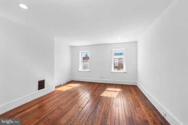 2568 MEMPHIS ST, Philadelphia, PA 19125