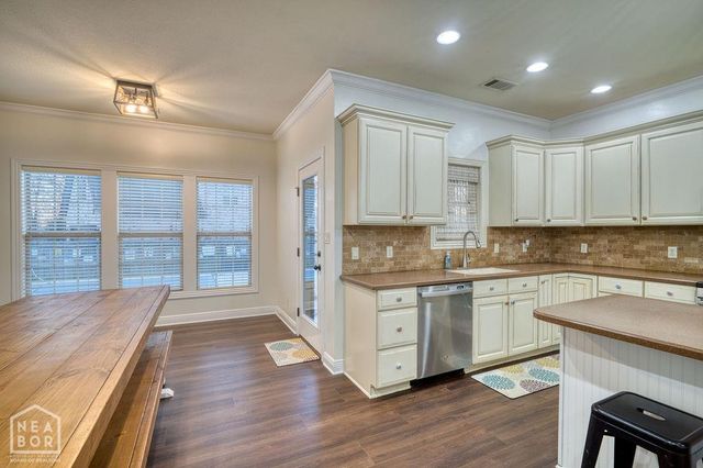 5902 Friendship Circle, Jonesboro, AR 72404