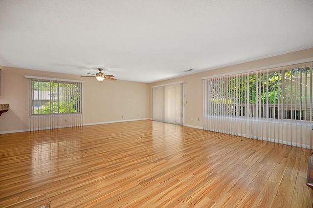 6932 Toluca Ln, Citrus Heights, CA 95621