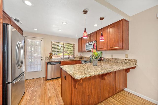 6932 Toluca Ln, Citrus Heights, CA 95621