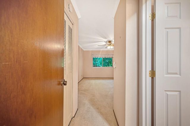 6932 Toluca Ln, Citrus Heights, CA 95621
