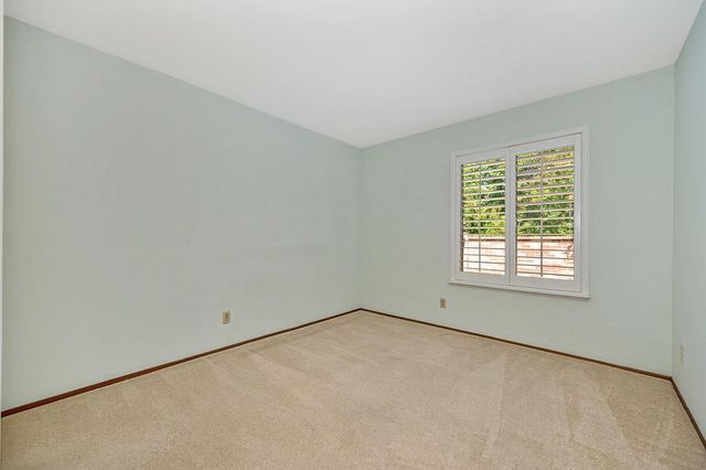 6932 Toluca Ln, Citrus Heights, CA 95621