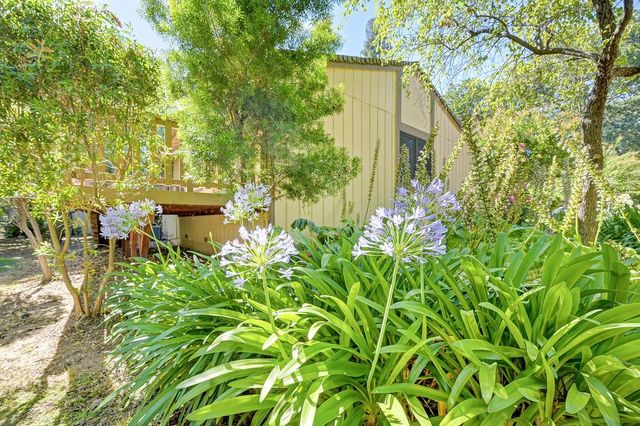 6932 Toluca Ln, Citrus Heights, CA 95621
