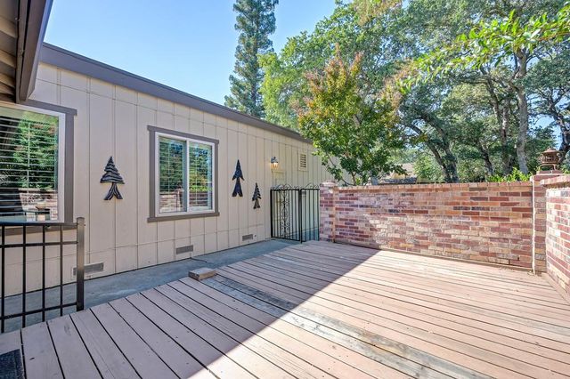 6932 Toluca Ln, Citrus Heights, CA 95621