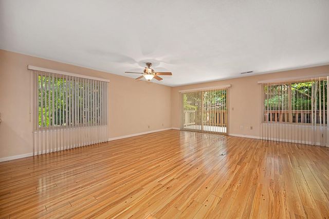 6932 Toluca Ln, Citrus Heights, CA 95621