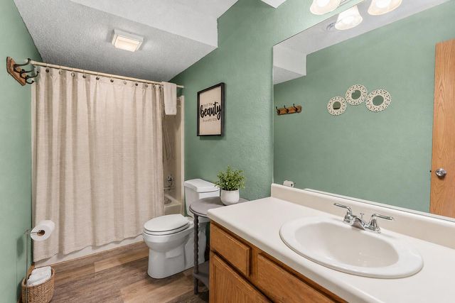 26 Sinatra Court 4, Branson West, MO 65737