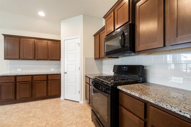 108 Sage Meadows DR, San Marcos, TX 78666