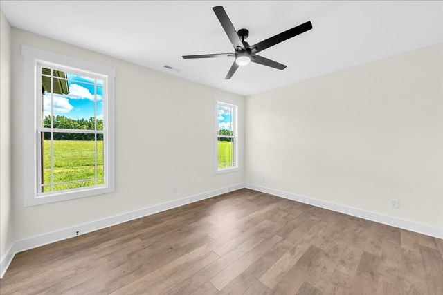 1521 Smartt Station Rd, Morrison, TN 37357