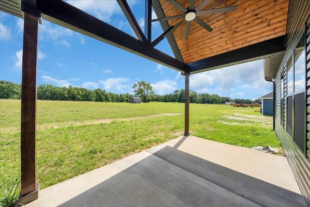 1521 Smartt Station Rd, Morrison, TN 37357