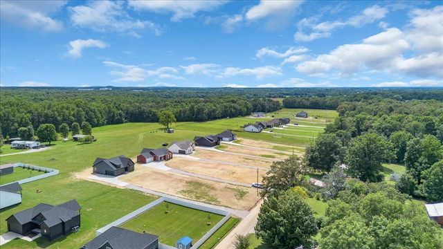 1521 Smartt Station Rd, Morrison, TN 37357