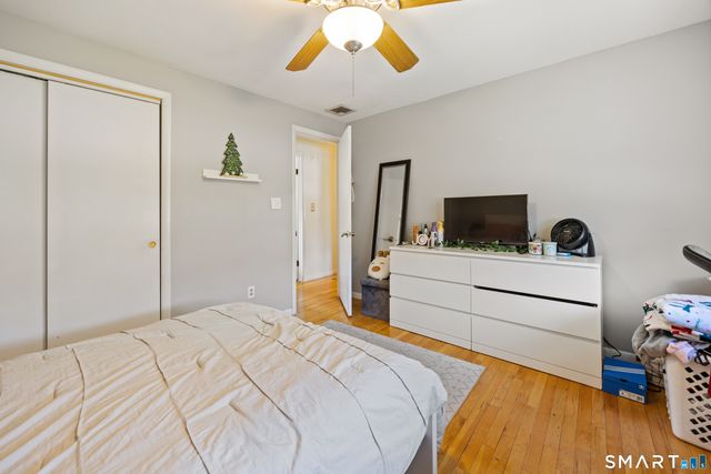 10 Brightwood Lane, Branford, CT 06405
