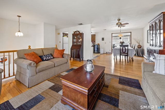 10 Brightwood Lane, Branford, CT 06405