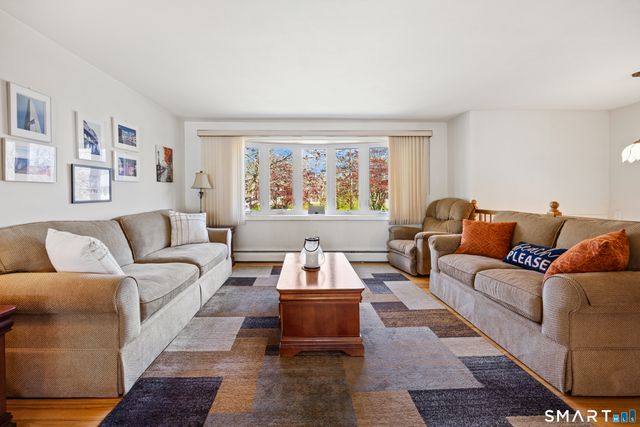 10 Brightwood Lane, Branford, CT 06405