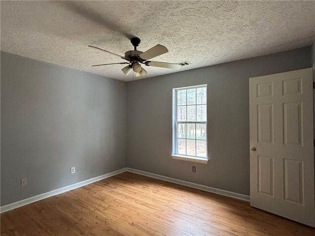 11 Willow Ridge Drive, Hampton, GA 30228