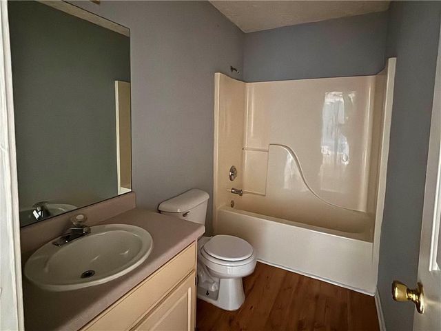 11 Willow Ridge Drive, Hampton, GA 30228