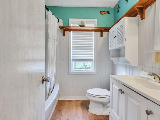 4038 Panola Drive, Galveston, TX 77554