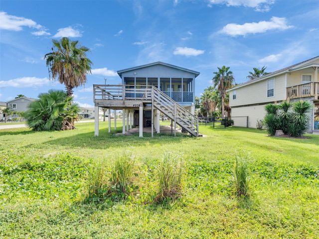 4038 Panola Drive, Galveston, TX 77554