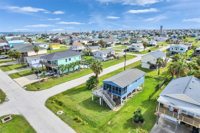 4038 Panola Drive, Galveston, TX 77554