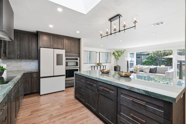 728 Brentwood Place, Los Altos, CA 94024