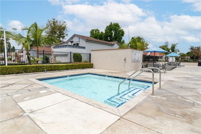 11464 miscou Way, Cypress, CA 90630