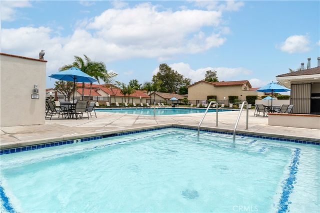 11464 miscou Way, Cypress, CA 90630