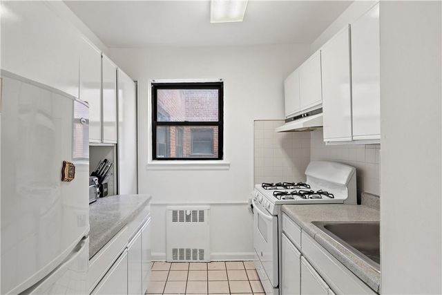 55A Ehrbar Avenue 2G, Mount Vernon, NY 10552