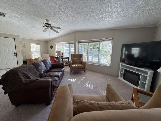 6394 LOLLY BAY LOOP NE, Winter Haven, FL 33881