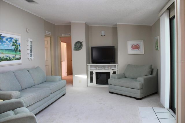 6394 LOLLY BAY LOOP NE, Winter Haven, FL 33881