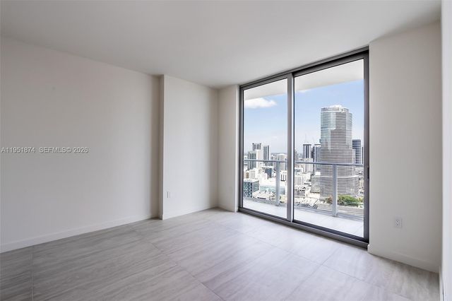 77 SE 5th ST 2615, Miami, FL 33131