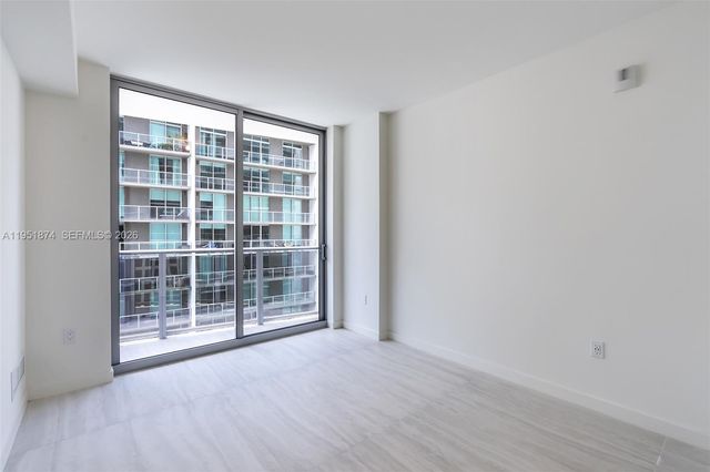 77 SE 5th ST 2615, Miami, FL 33131