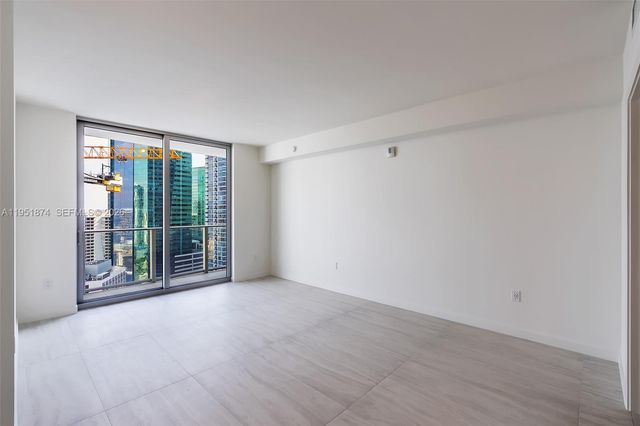 77 SE 5th ST 2615, Miami, FL 33131