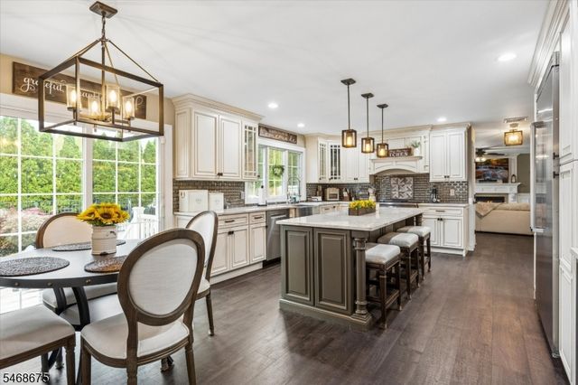 75 Harmer Ter, Wayne Twp., NJ 07470