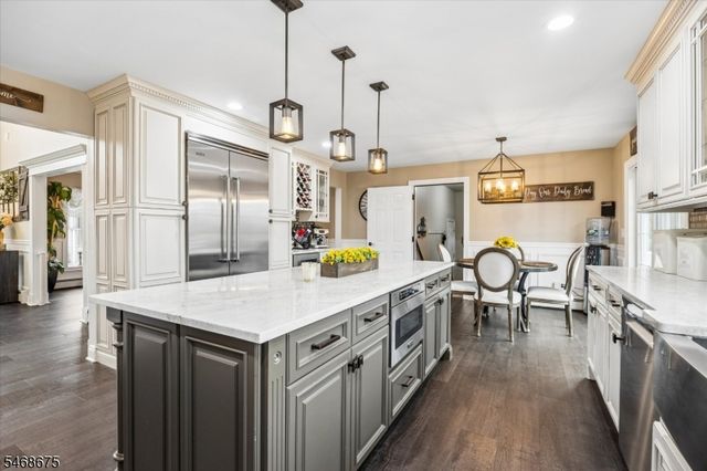 75 Harmer Ter, Wayne Twp., NJ 07470
