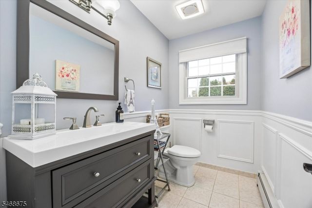 75 Harmer Ter, Wayne Twp., NJ 07470