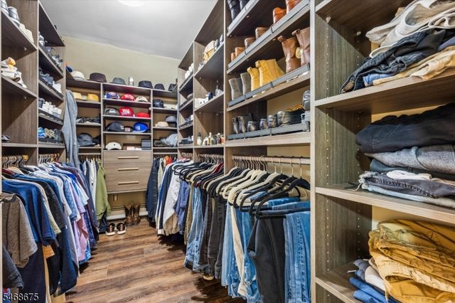 75 Harmer Ter, Wayne Twp., NJ 07470