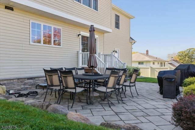 75 Harmer Ter, Wayne Twp., NJ 07470