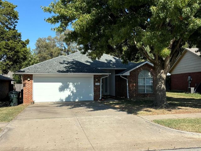 701 Goshawk Drive, Norman, OK 73072