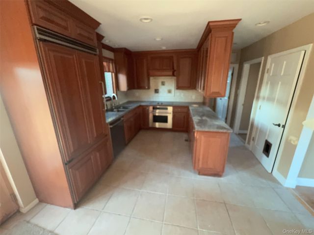396 Chestnut Avenue, East Meadow, NY 11554