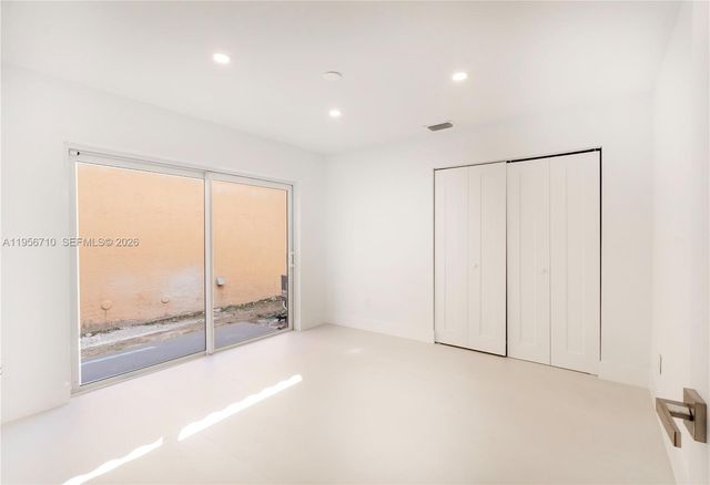 10831 SW 152nd Ct, Miami, FL 33196