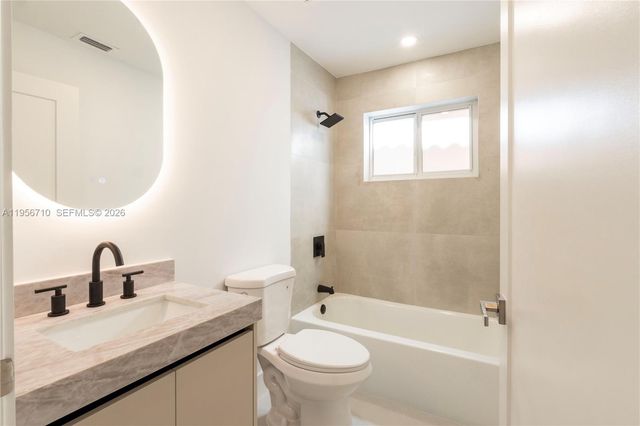 10831 SW 152nd Ct, Miami, FL 33196