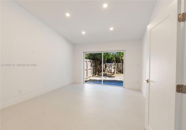 10831 SW 152nd Ct, Miami, FL 33196