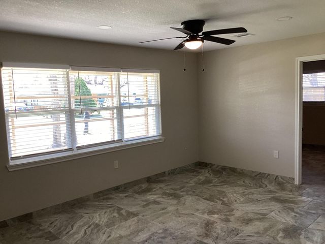 1903 Harris Avenue, Pasadena, TX 77506