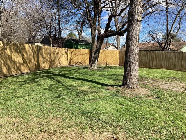 1903 Harris Avenue, Pasadena, TX 77506