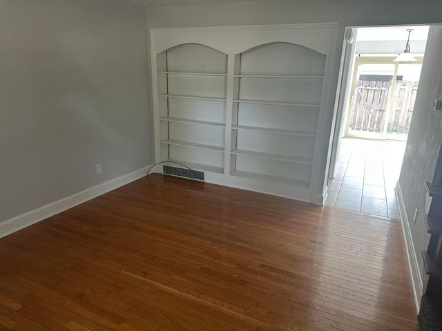 4871 Dierker Road, Columbus, OH 43220