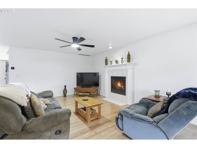 10908 Sw ARTHUR Ct, Wilsonville, OR 97070