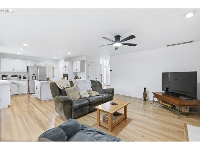 10908 Sw ARTHUR Ct, Wilsonville, OR 97070