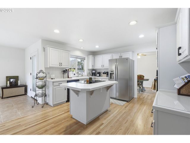 10908 Sw ARTHUR Ct, Wilsonville, OR 97070